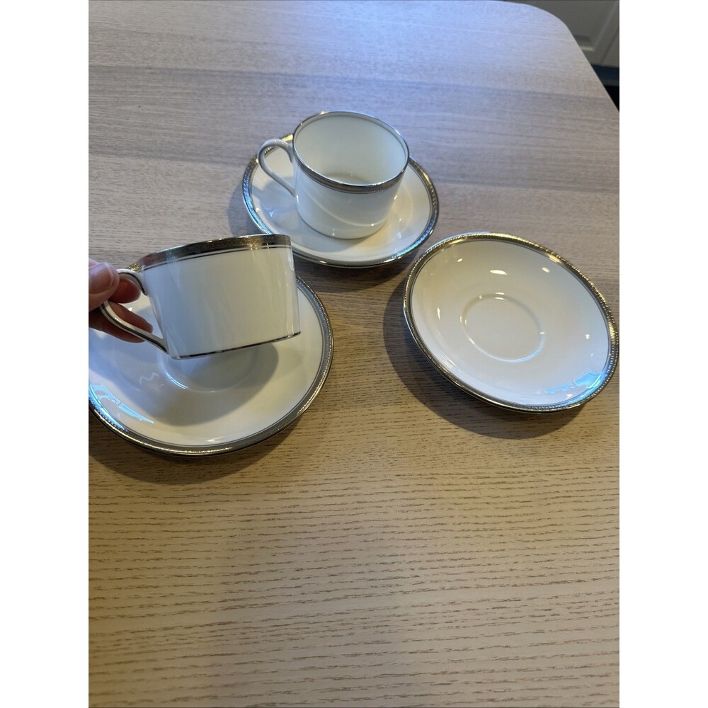 Coalport Elite Platinum Flat Bottom Teacups Saucers 5 Pieces Bone China England